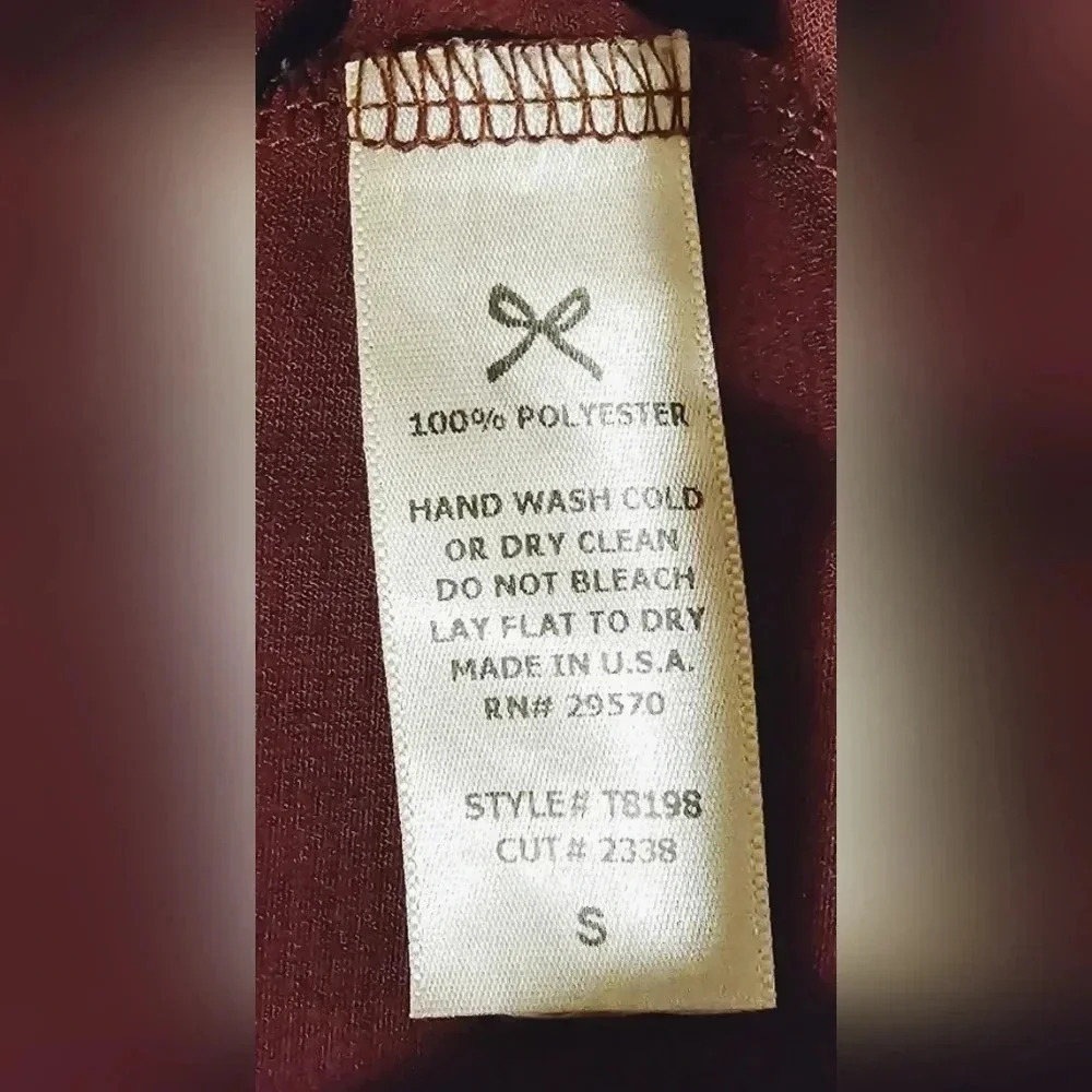 Wet Seal, Size S, Wine Blouse with Zipper on Back - Picture 5 of 5